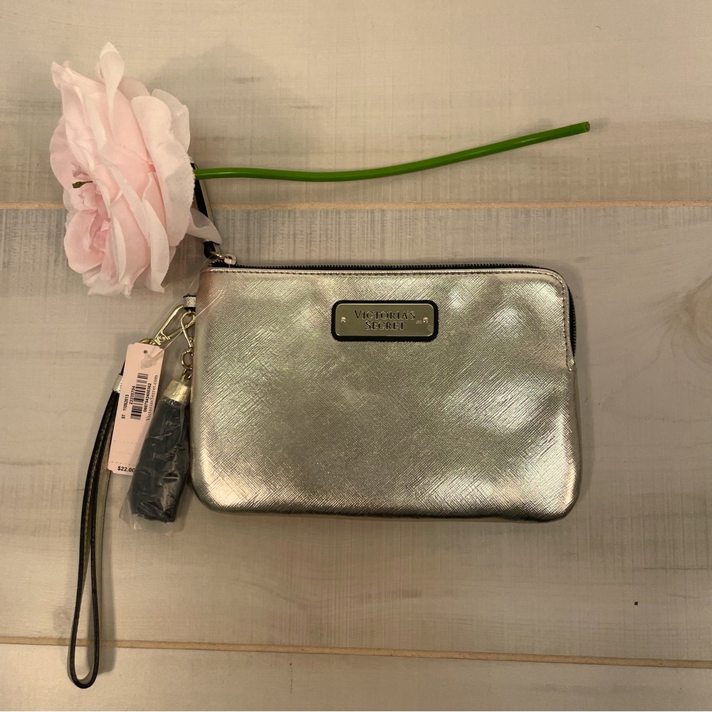 Victoria’s Secret NWT Gold Zipper Cosmetic Bag Wristlet - Picture 1 of 8